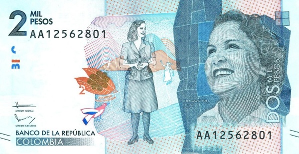  Débora Arango Pérez (portrait and  standing), Lechoso (perebea xantochyma)