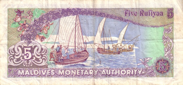  Fishing boats