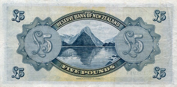  Milford Sound, Mitre  Peak