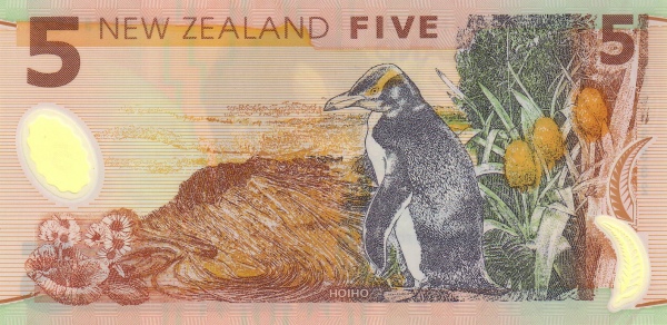  Hoiho  (yellow-eyed penguin)