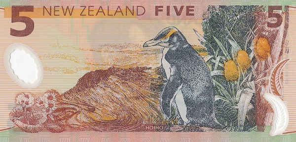  Hoiho  (yellow-eyed penguin)