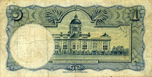  Royal Throne hall