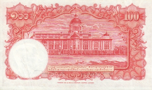  Royal Throne hall